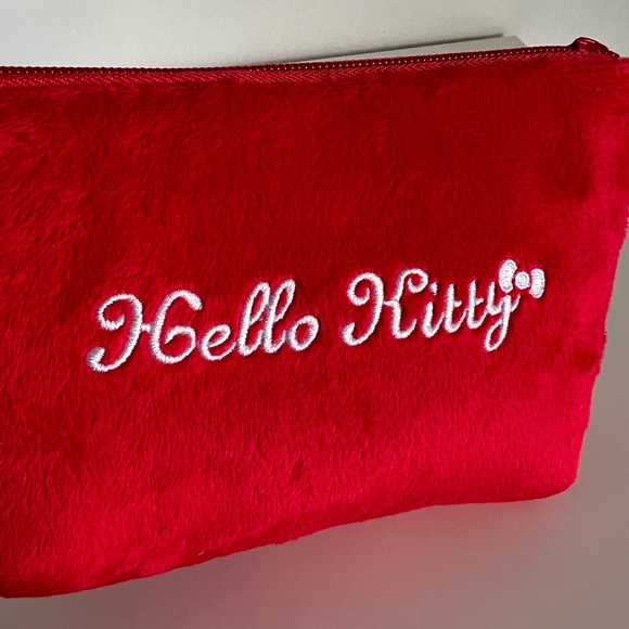 Sanrio Hello Kitty cosmetics pouch - Picture 6 of 9